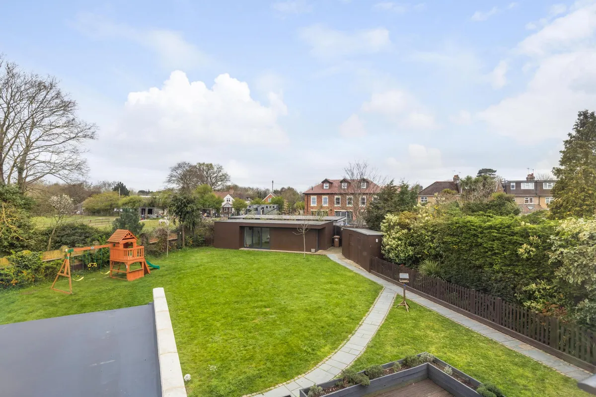 Tadmor Close, Sunbury-on-thames, TW16, photo 10