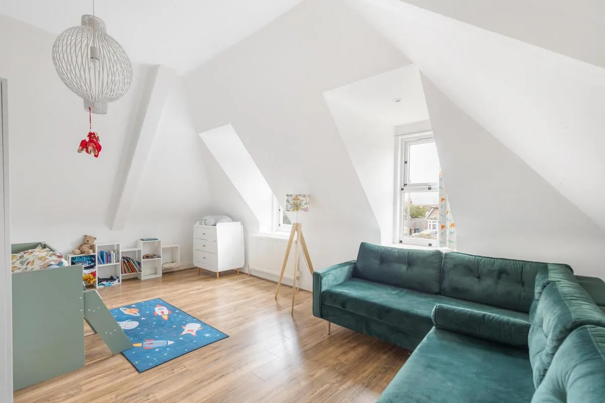 Tadmor Close, Sunbury-on-thames, TW16, photo 14