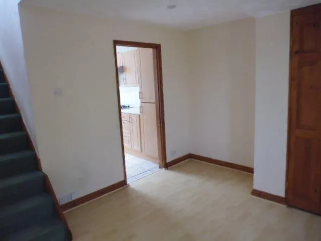 Holly Lodge Road, Cwmbran, NP44, photo 3