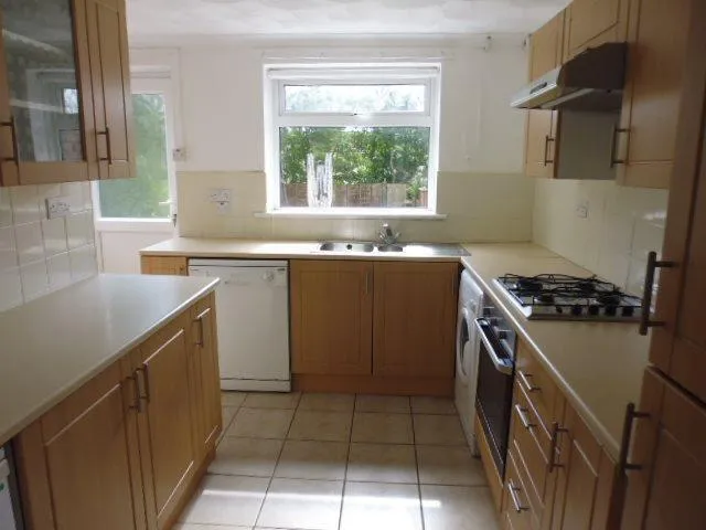 Holly Lodge Road, Cwmbran, NP44, photo 4