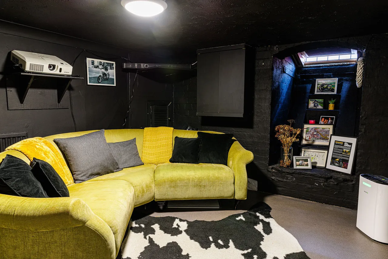 Mostyn Street, Hereford, HR4, photo 17