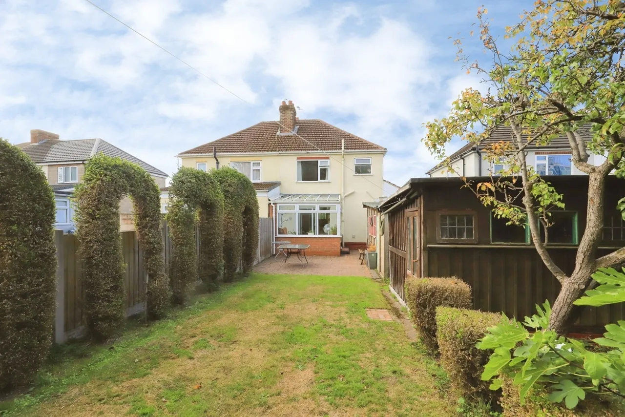 Sandon Road, Fordhouses, WV10, photo 11