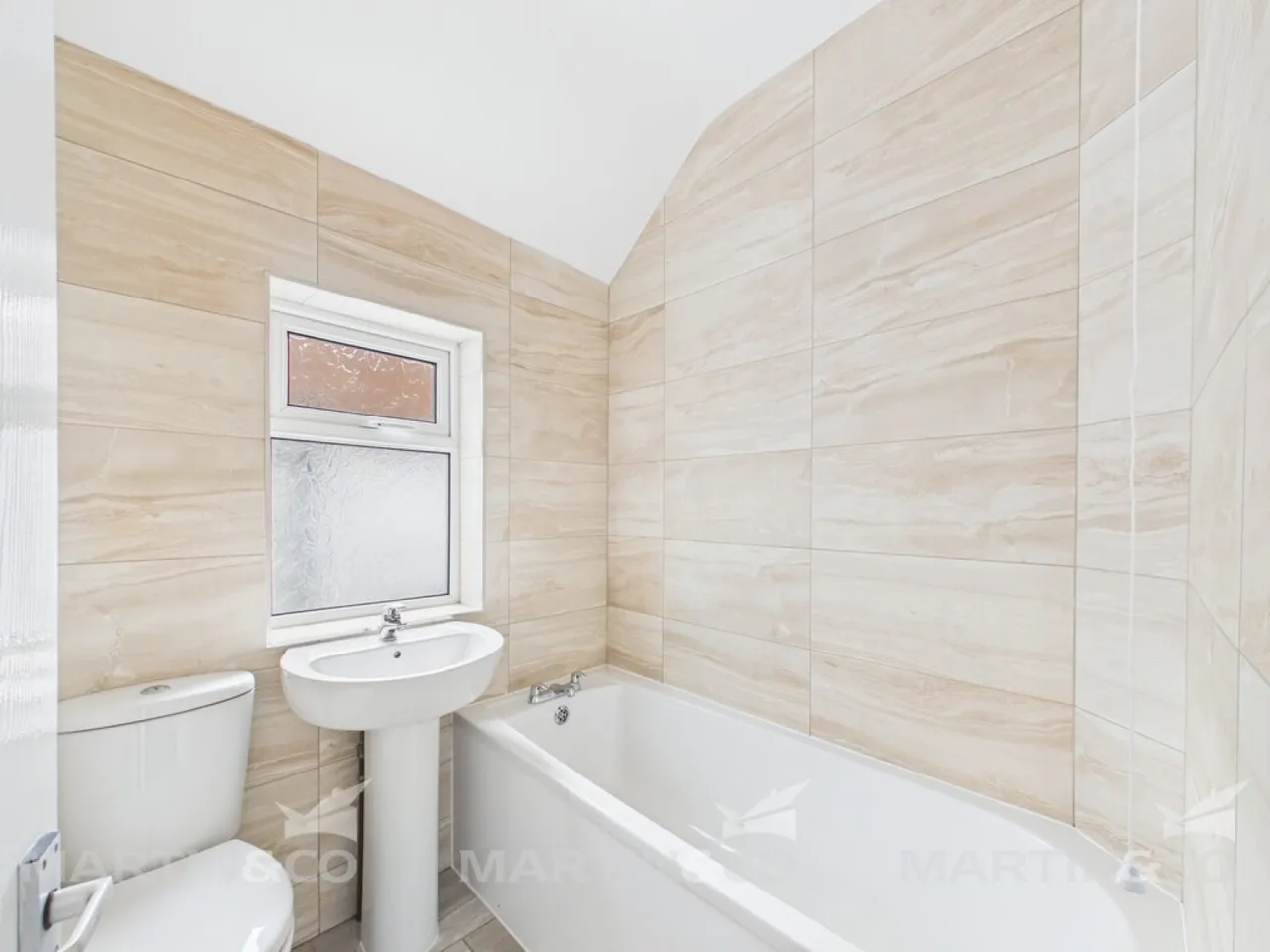 West End Road, Bentley, photo 6