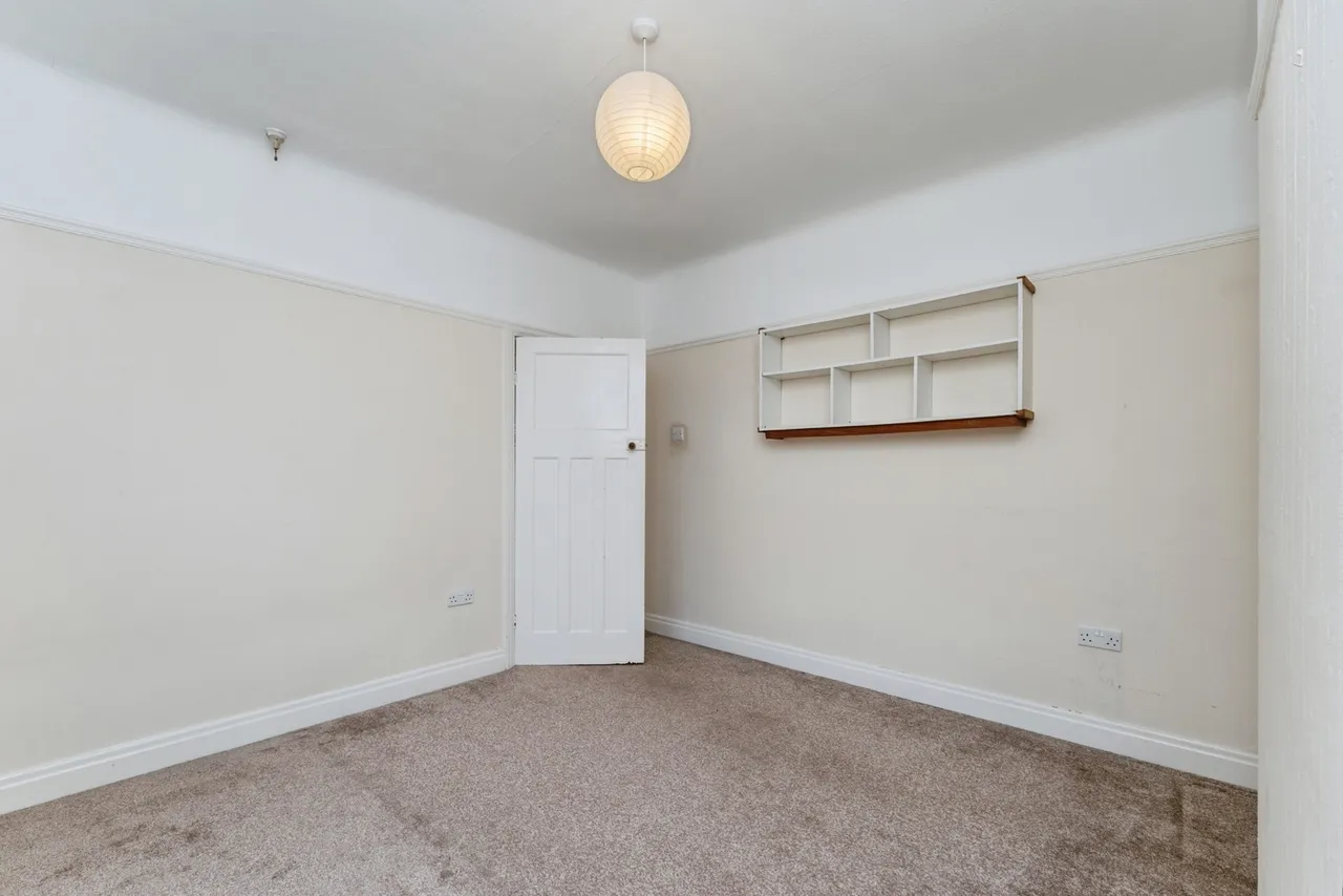 Fern Road, Whitby, CH65, photo 9