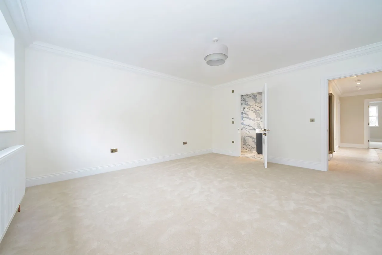 New Park Road, Cranleigh, GU6, photo 18