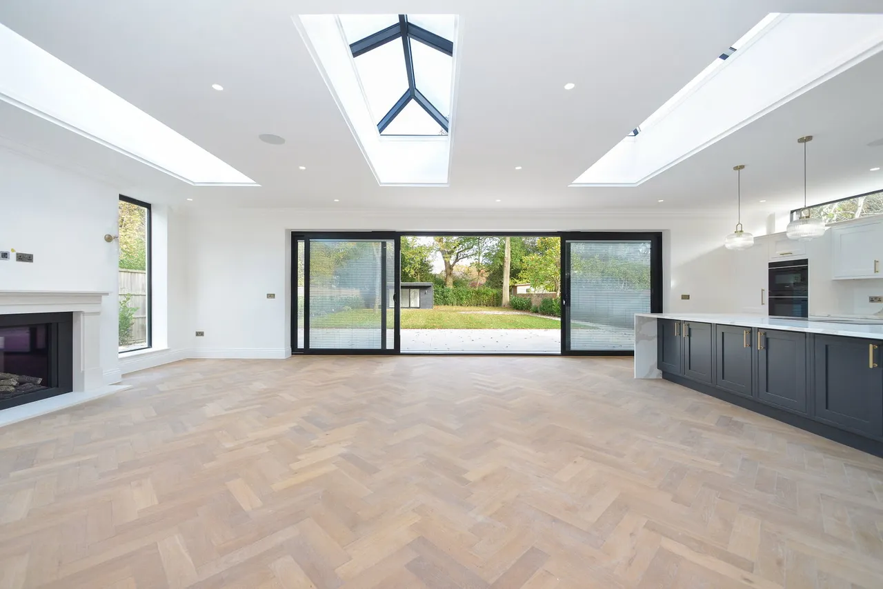 New Park Road, Cranleigh, GU6, photo 5