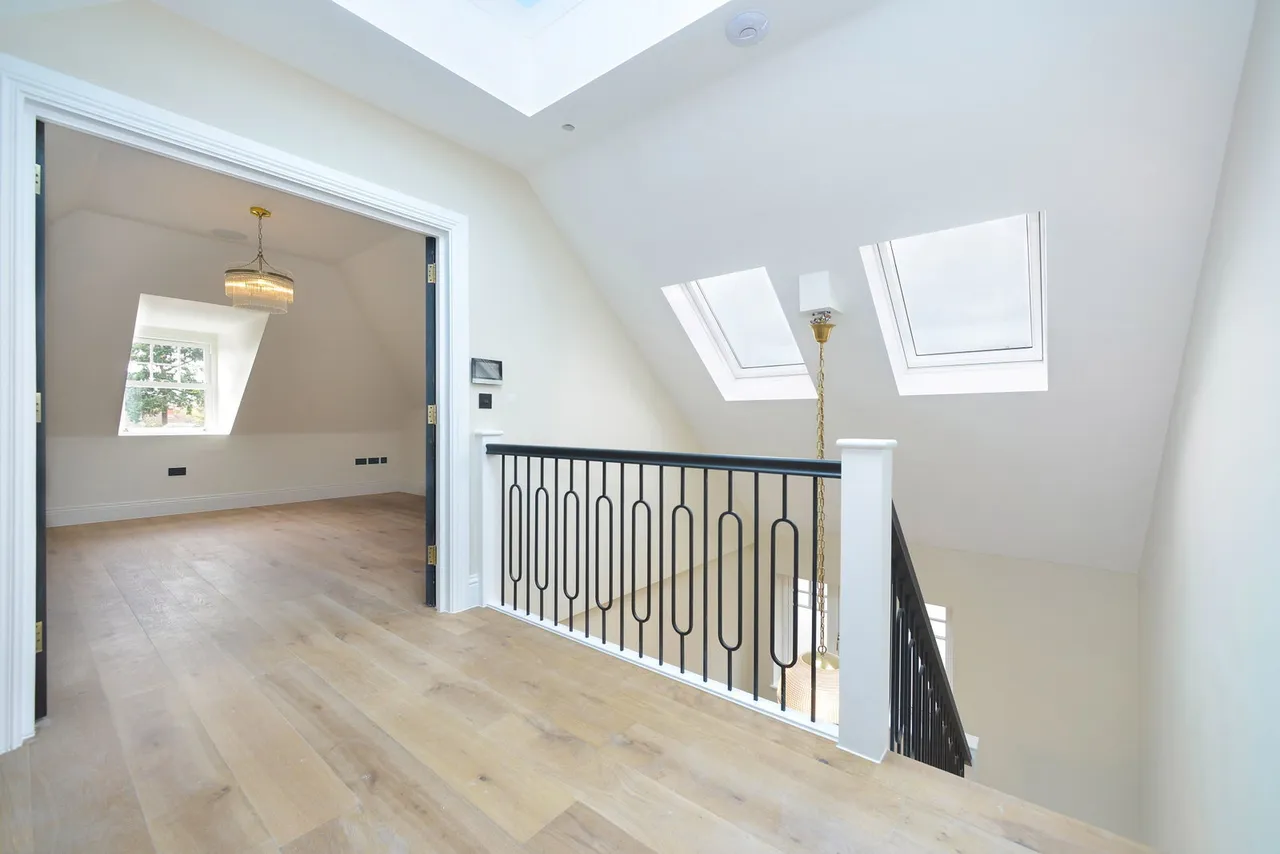 New Park Road, Cranleigh, GU6, photo 21