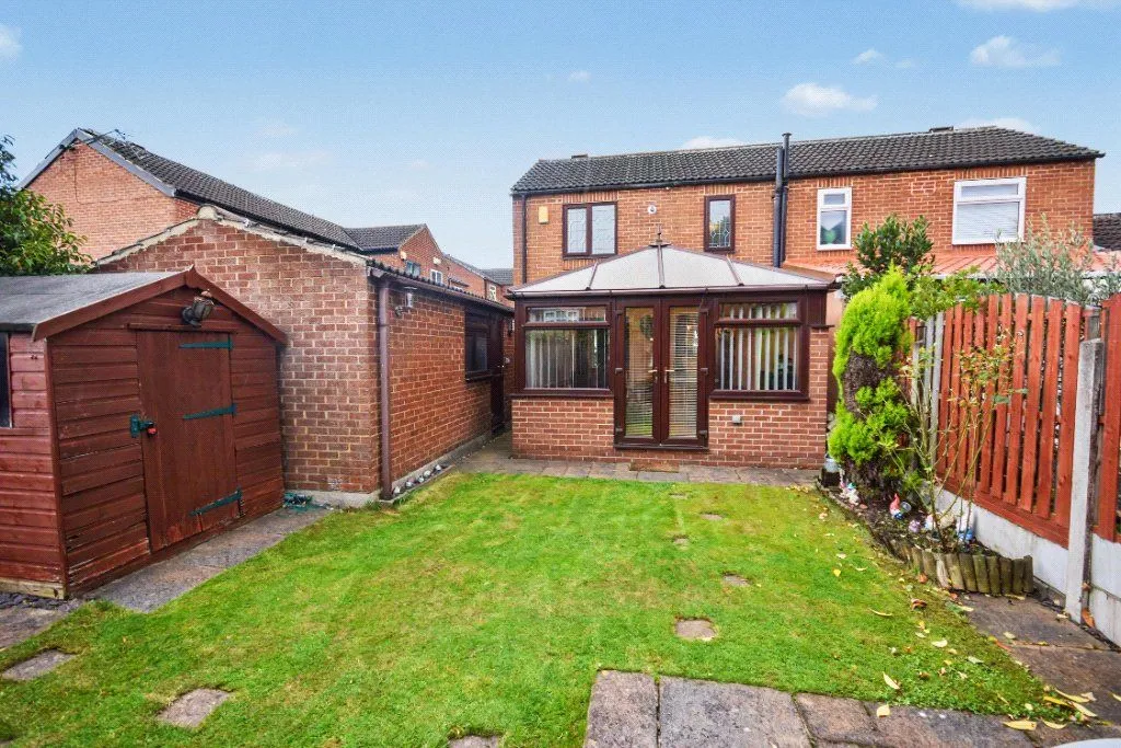 Tarn Court, Outwood, WF1, photo 2