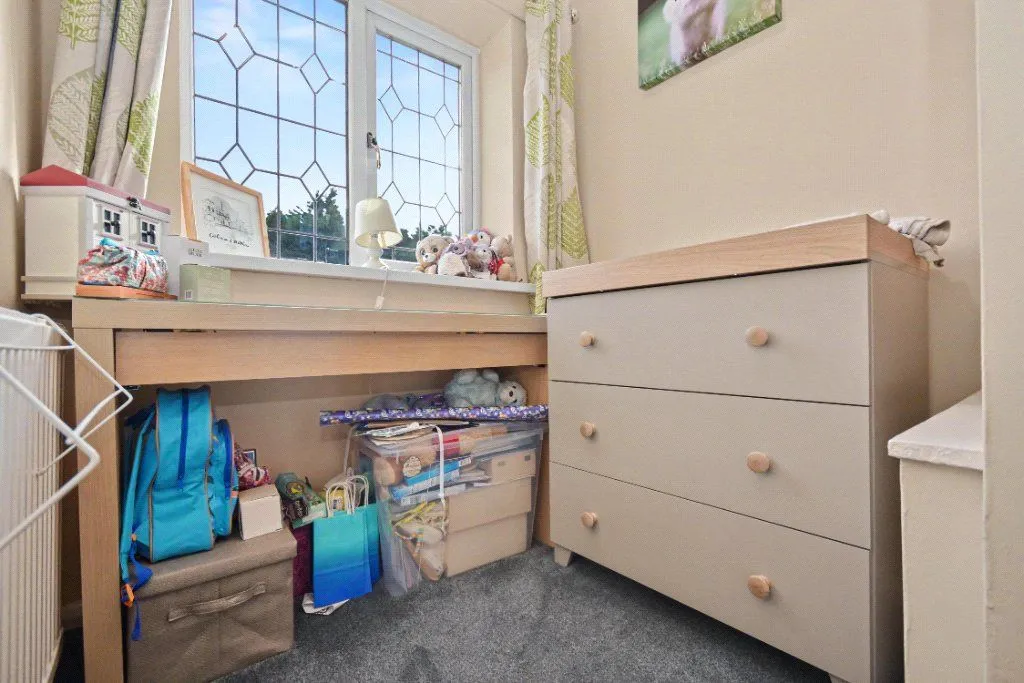 Tarn Court, Outwood, WF1, photo 9