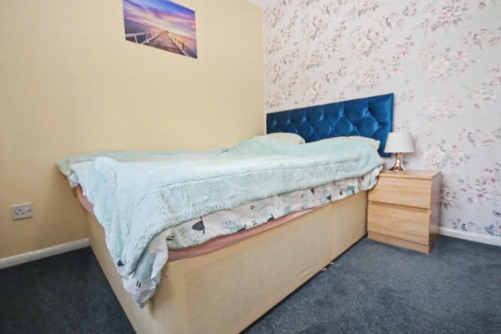 Tarn Court, Outwood, WF1, photo 12