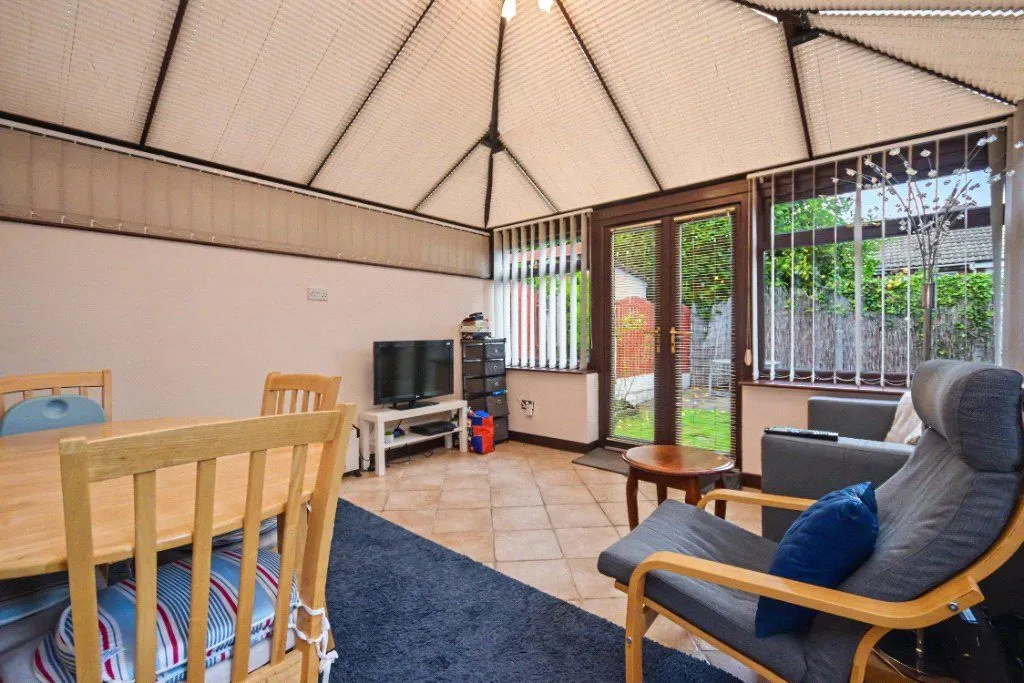 Tarn Court, Outwood, WF1, photo 14