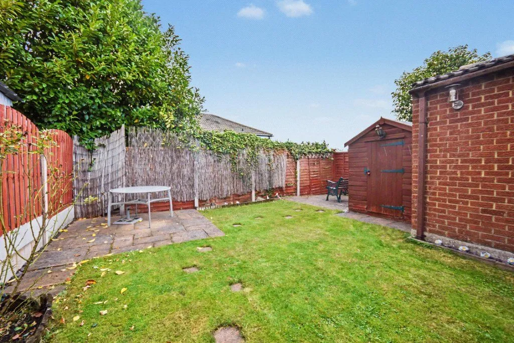 Tarn Court, Outwood, WF1, photo 15