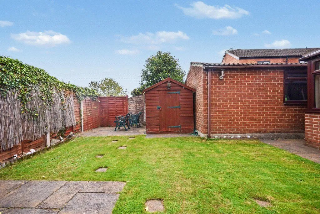 Tarn Court, Outwood, WF1, photo 16