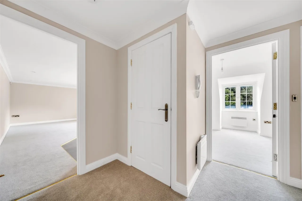 Buxton Road, Weymouth, DT4, photo 4