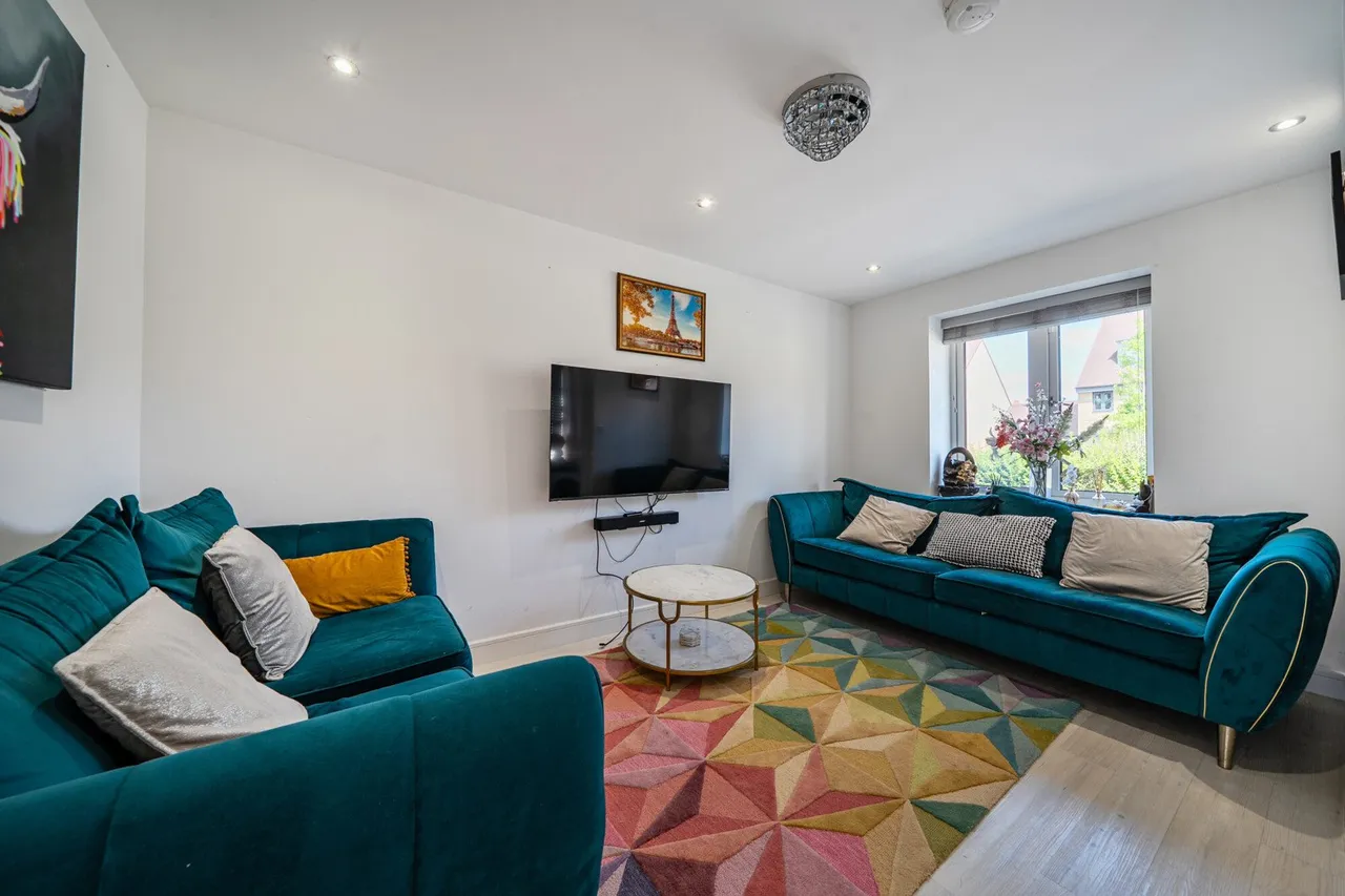 Castle Hill Drive, Swanscombe, DA10, photo 2