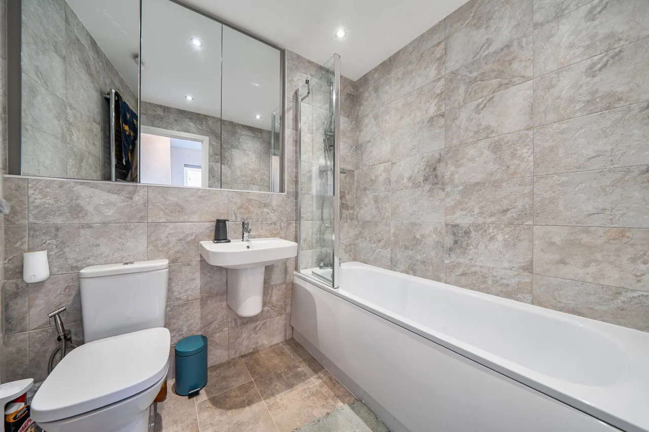 Castle Hill Drive, Swanscombe, DA10, photo 9