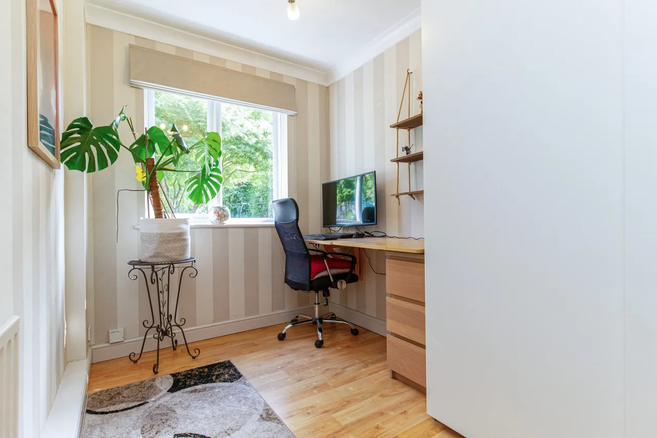 Frere Avenue, Fleet, GU51 5AW, photo 13