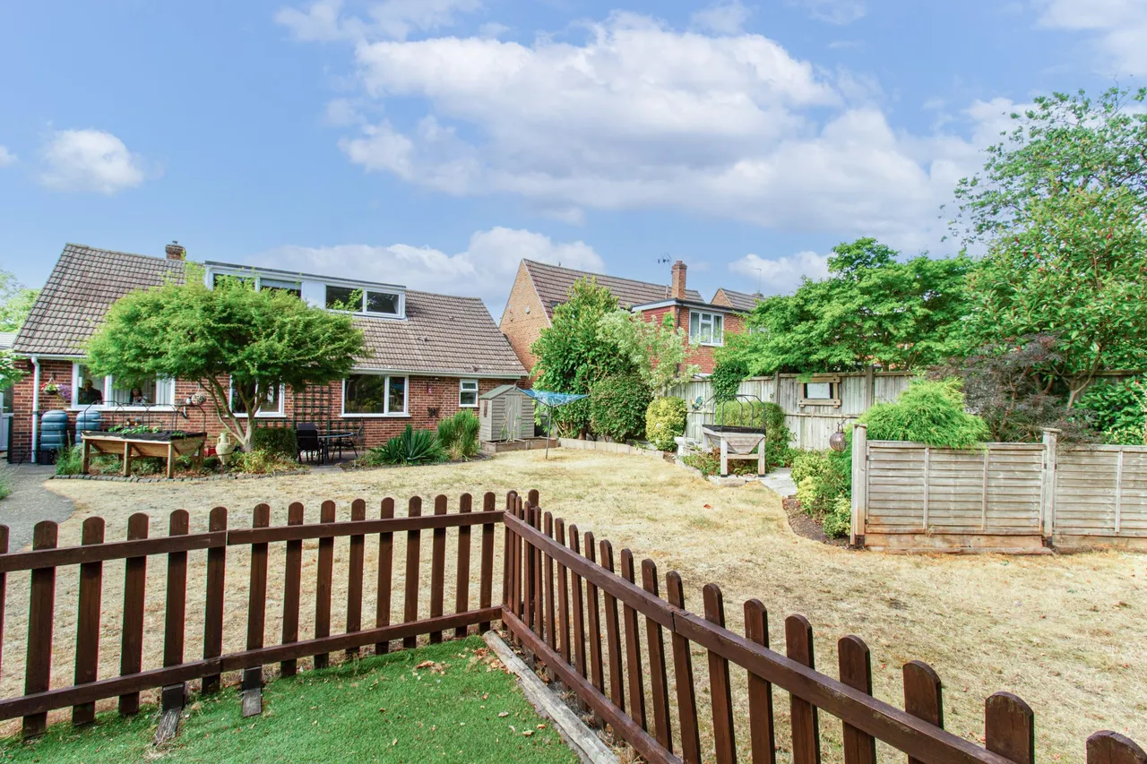 Frere Avenue, Fleet, GU51 5AW, photo 19