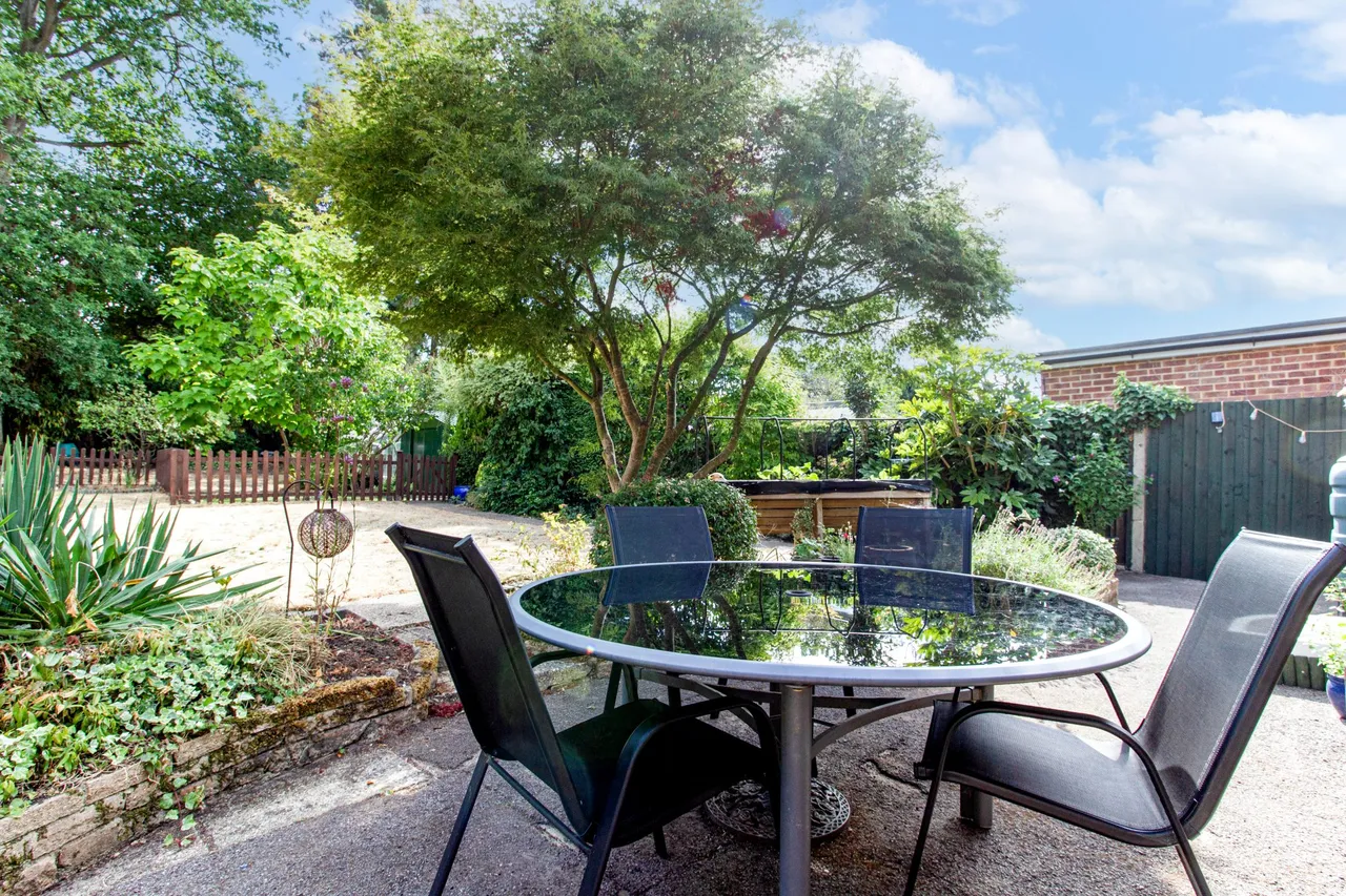 Frere Avenue, Fleet, GU51 5AW, photo 20