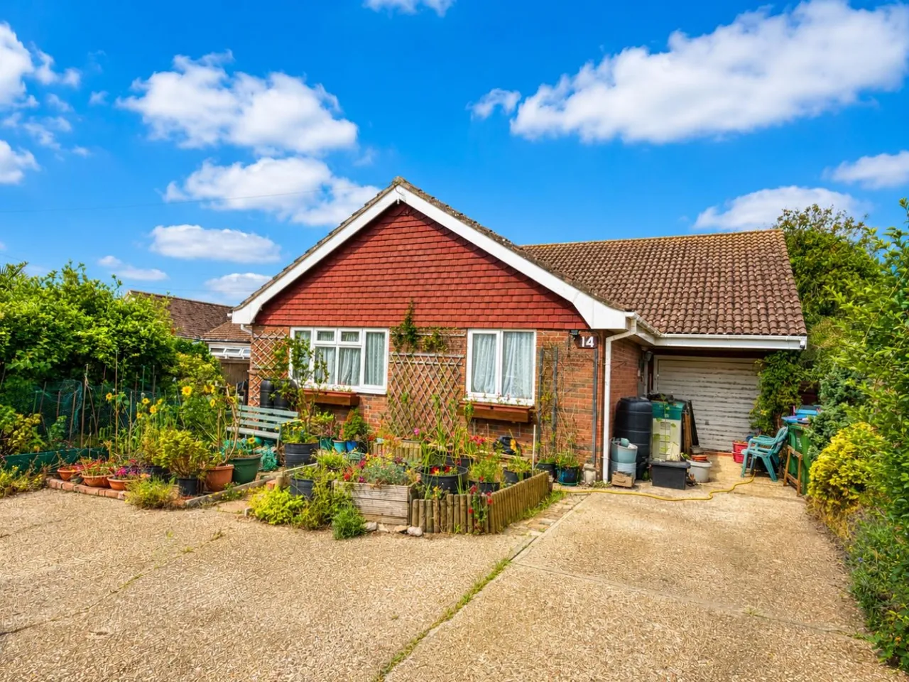 3 bed house for sale, Coast Drive, Greatstone, TN28