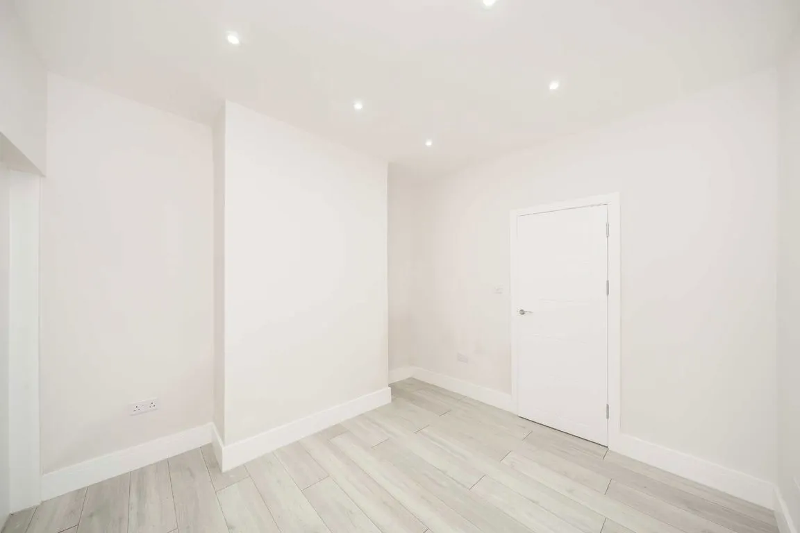 Colmer Road, SW16, photo 6