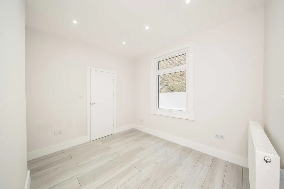 Colmer Road, SW16, photo 5