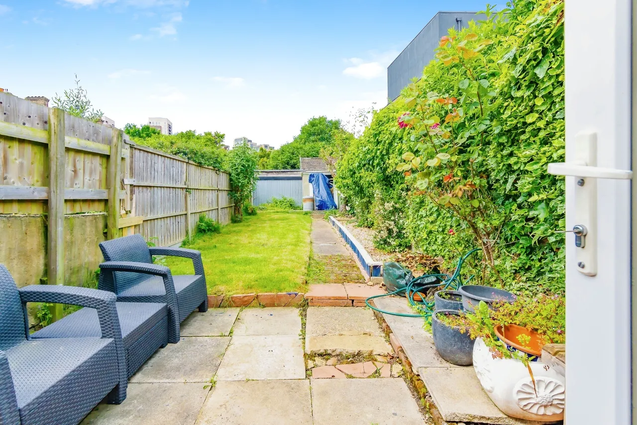 2 bed house for sale — Oval Road, Croydon, CR0