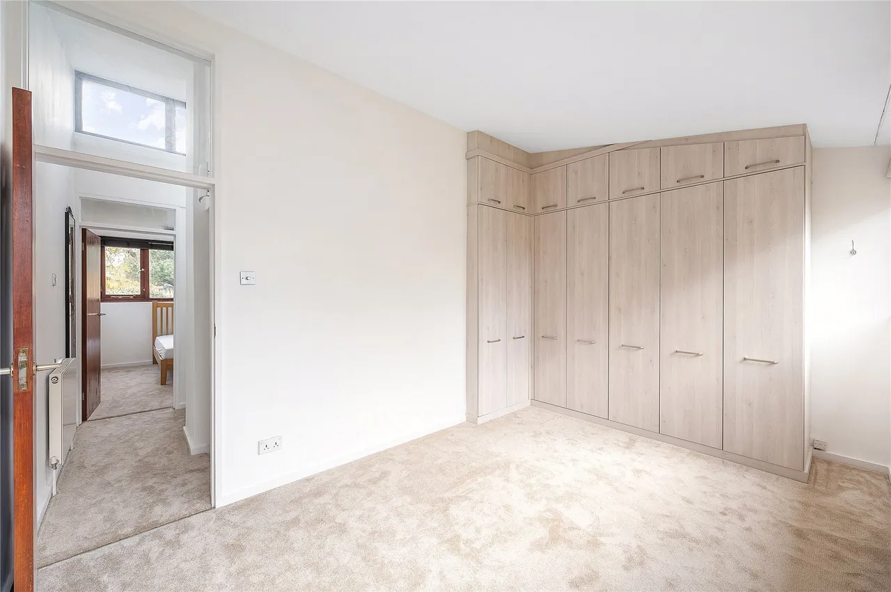 Tibbets Close, Southfields, London, SW19, photo 6