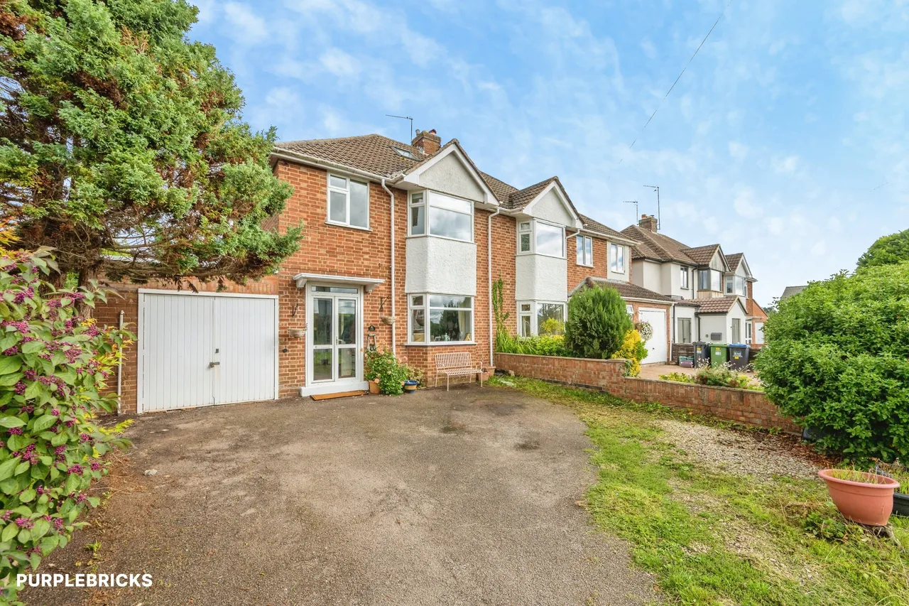 3 bed house for sale, Offchurch Road, Cubbington, CV32