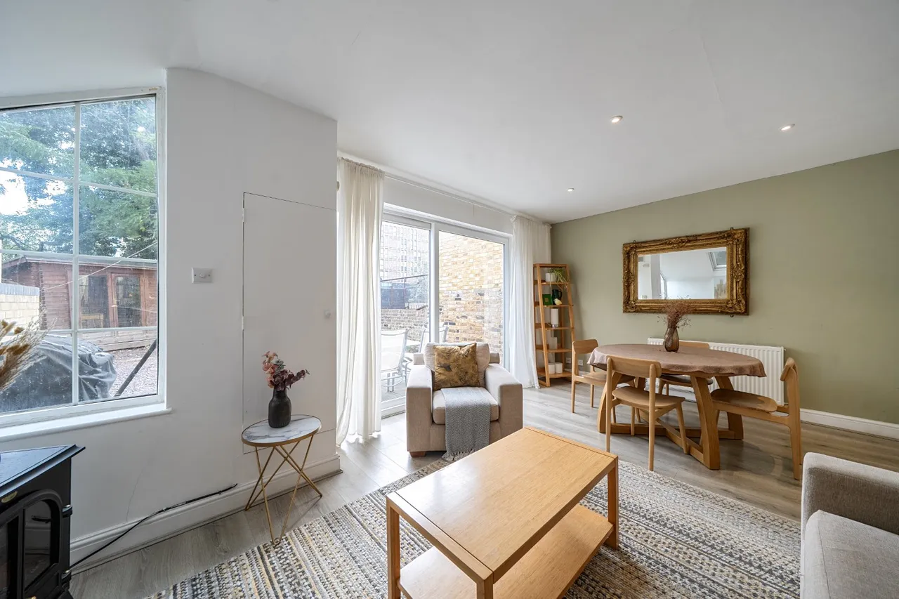 Brondesbury Road, London, NW6, photo 6