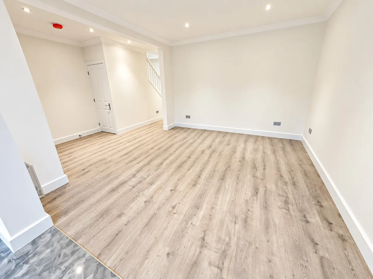 Burns Avenue, Southall, UB1, photo 4