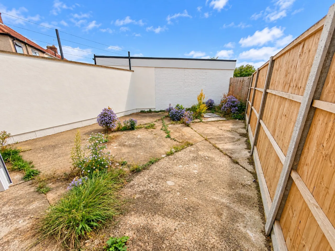 Burns Avenue, Southall, UB1, photo 13
