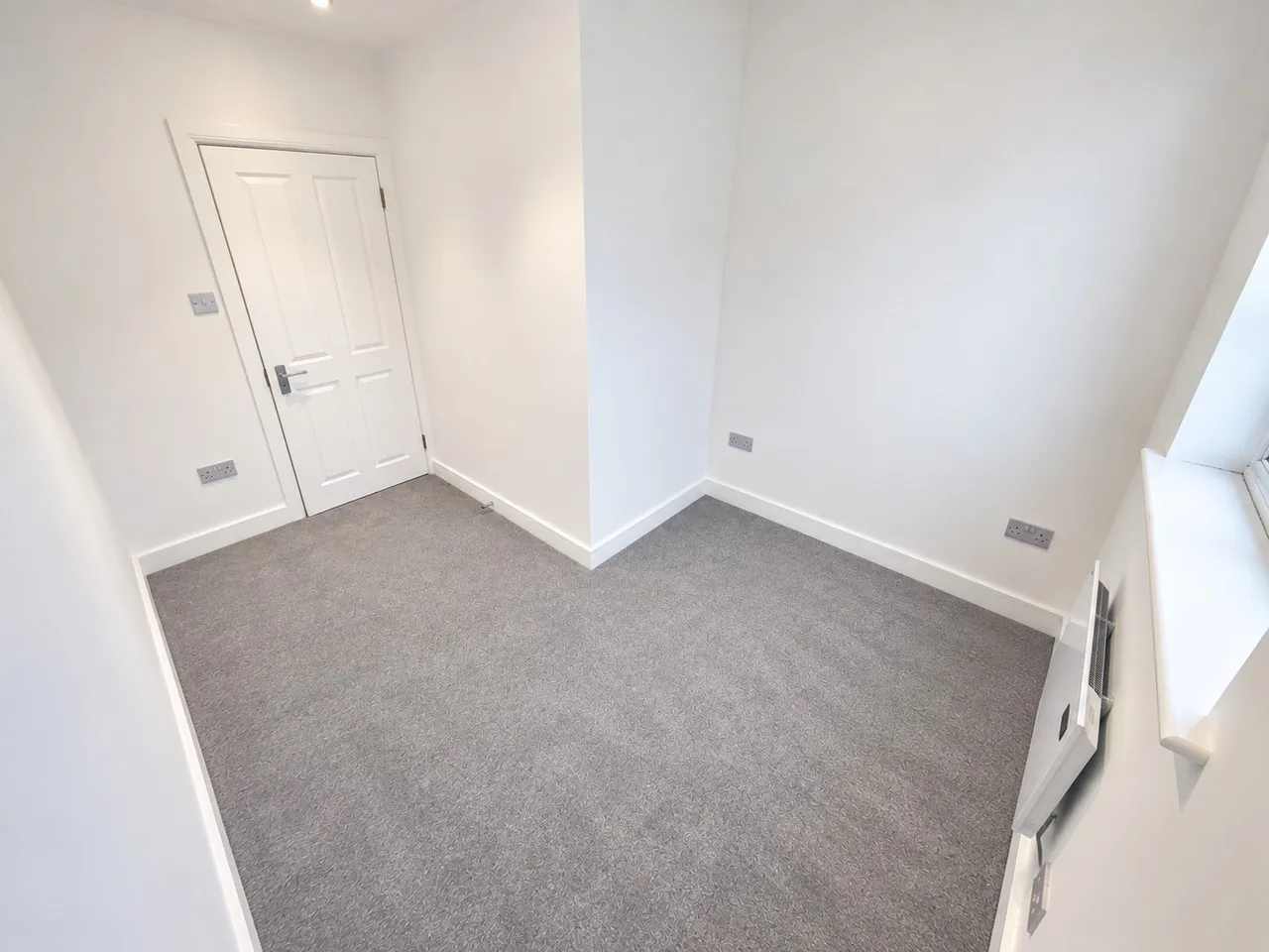 Burns Avenue, Southall, UB1, photo 9