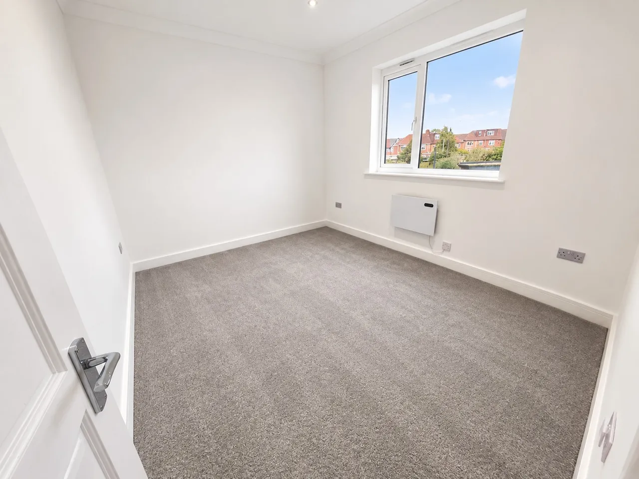 Burns Avenue, Southall, UB1, photo 7