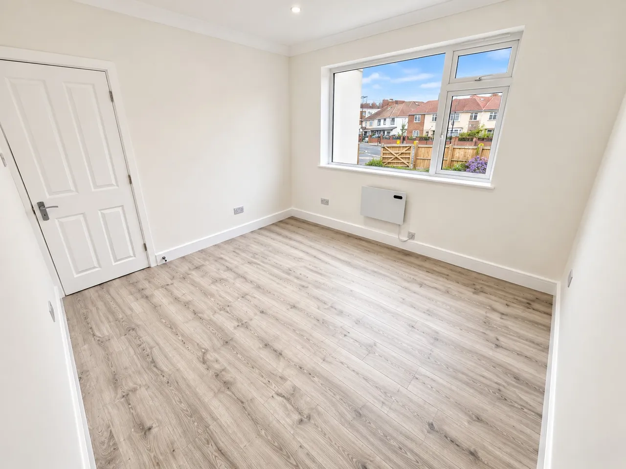 Burns Avenue, Southall, UB1, photo 5