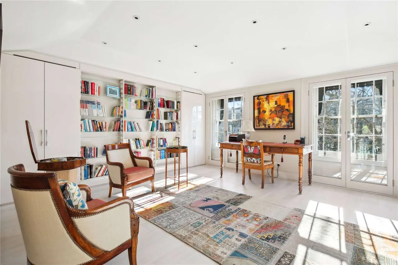 Holland Park Avenue, London, W11 3QU, photo 3