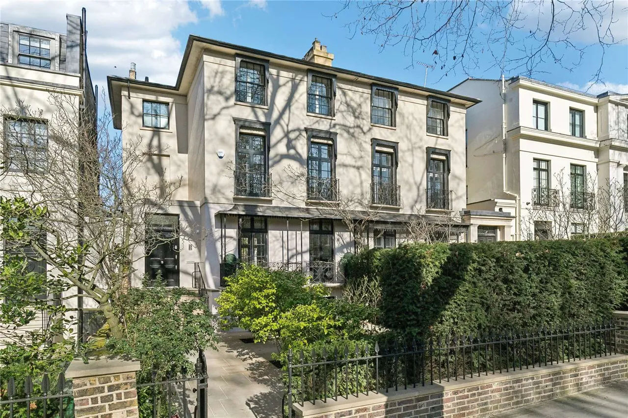 4 bed house for sale — Holland Park Avenue, London, W11 3QU