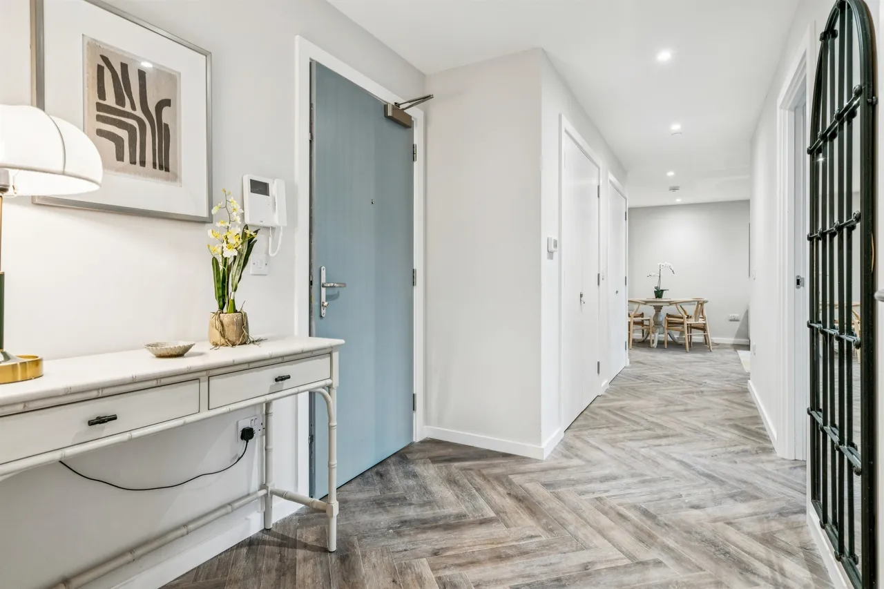 Fallsbrook Road, London, SW16, photo 9
