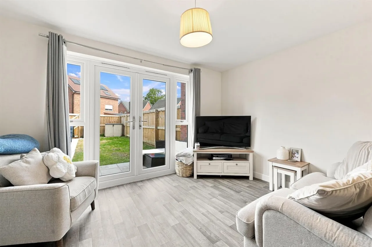 Sunnyside Close, Macclesfield, photo 6