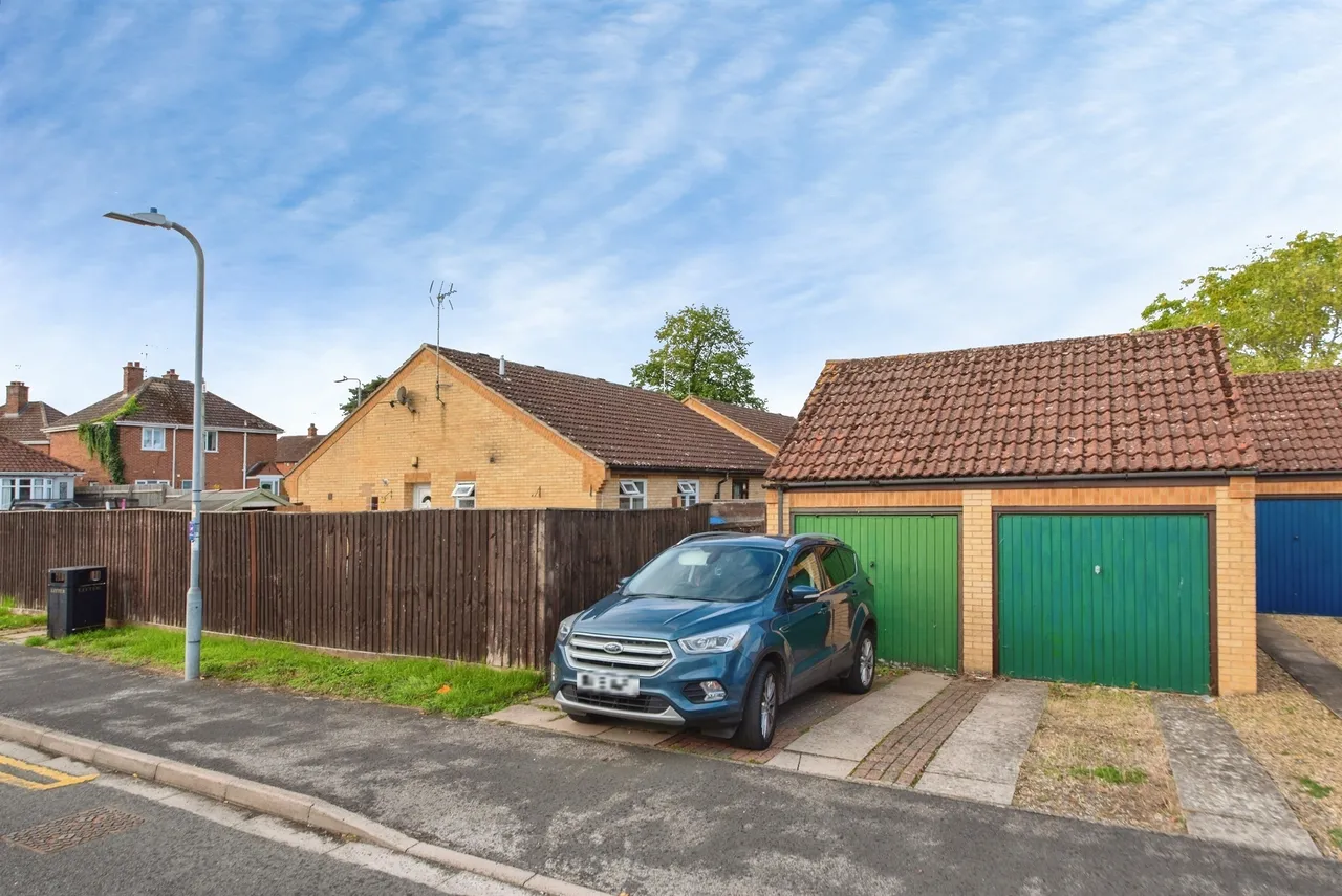 Austerby Close, Bourne, PE10, photo 2