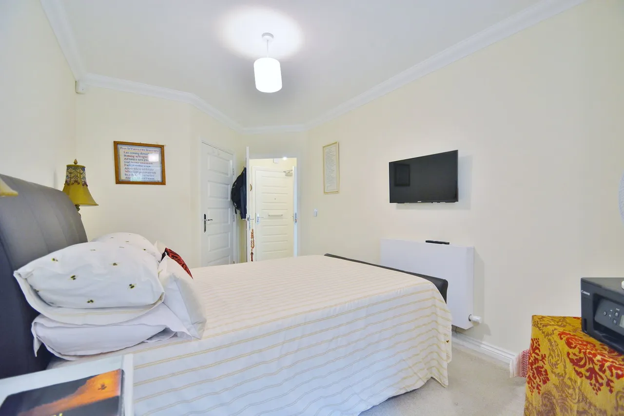 Greyhound Lane, Thame, photo 8