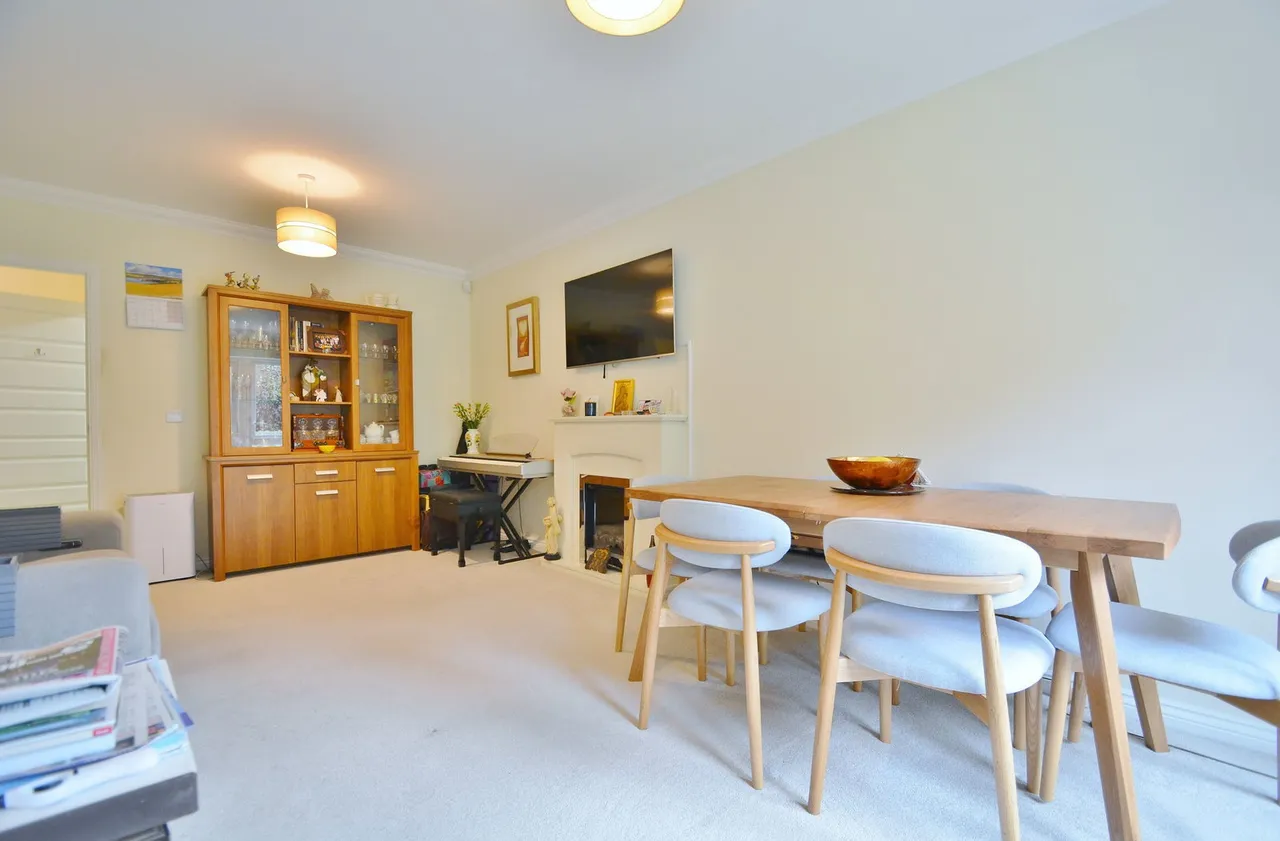 Greyhound Lane, Thame, photo 9
