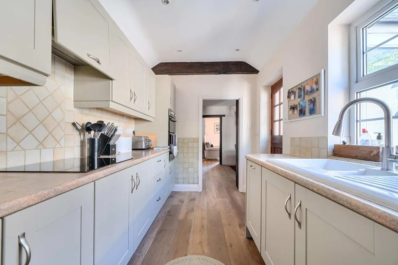 Box View, Colerne, SN14, photo 6