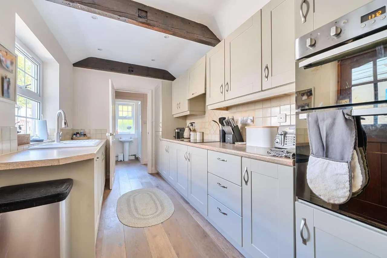 Box View, Colerne, SN14, photo 7