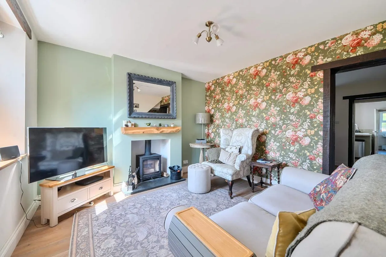 Box View, Colerne, SN14, photo 3