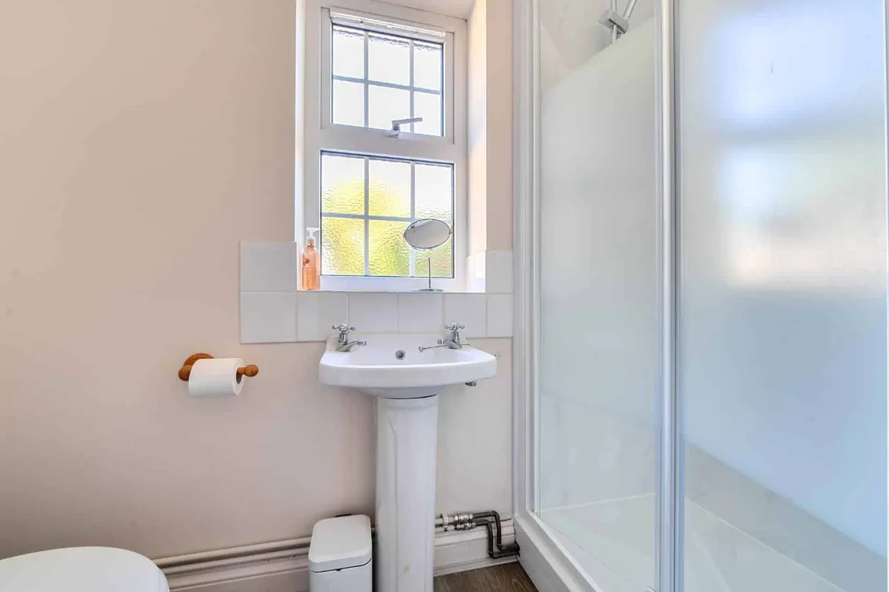 Box View, Colerne, SN14, photo 15