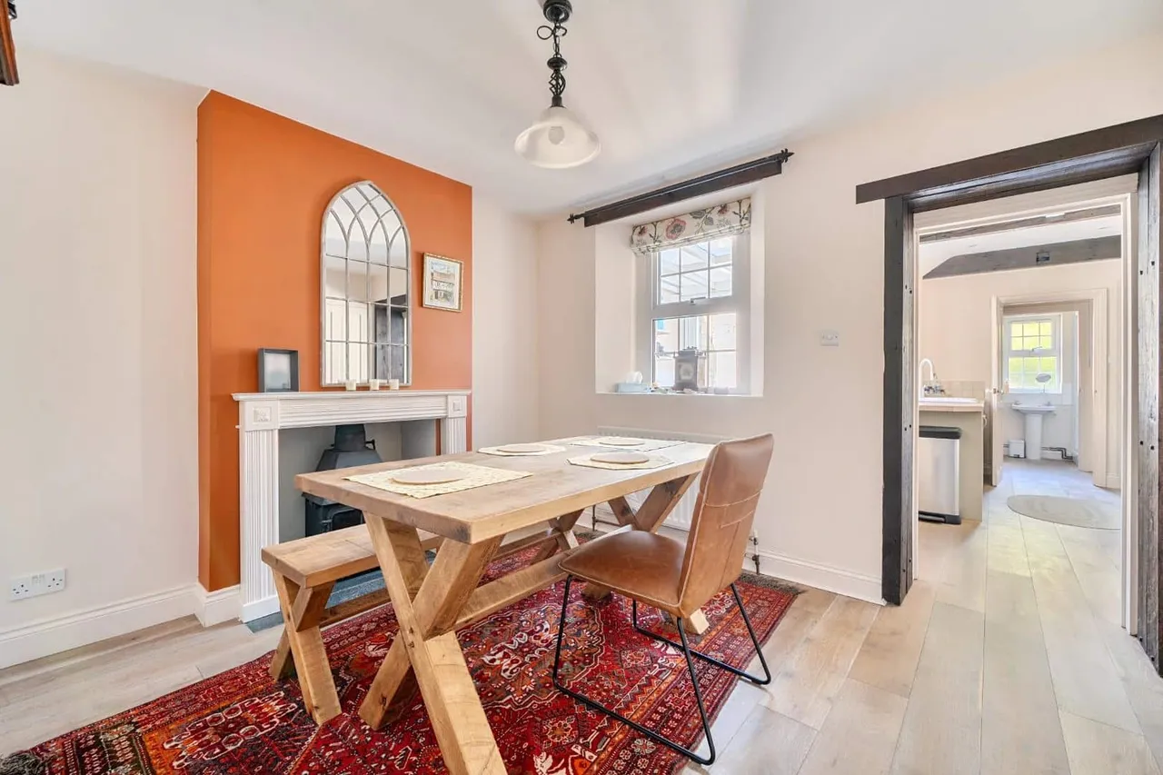 Box View, Colerne, SN14, photo 5
