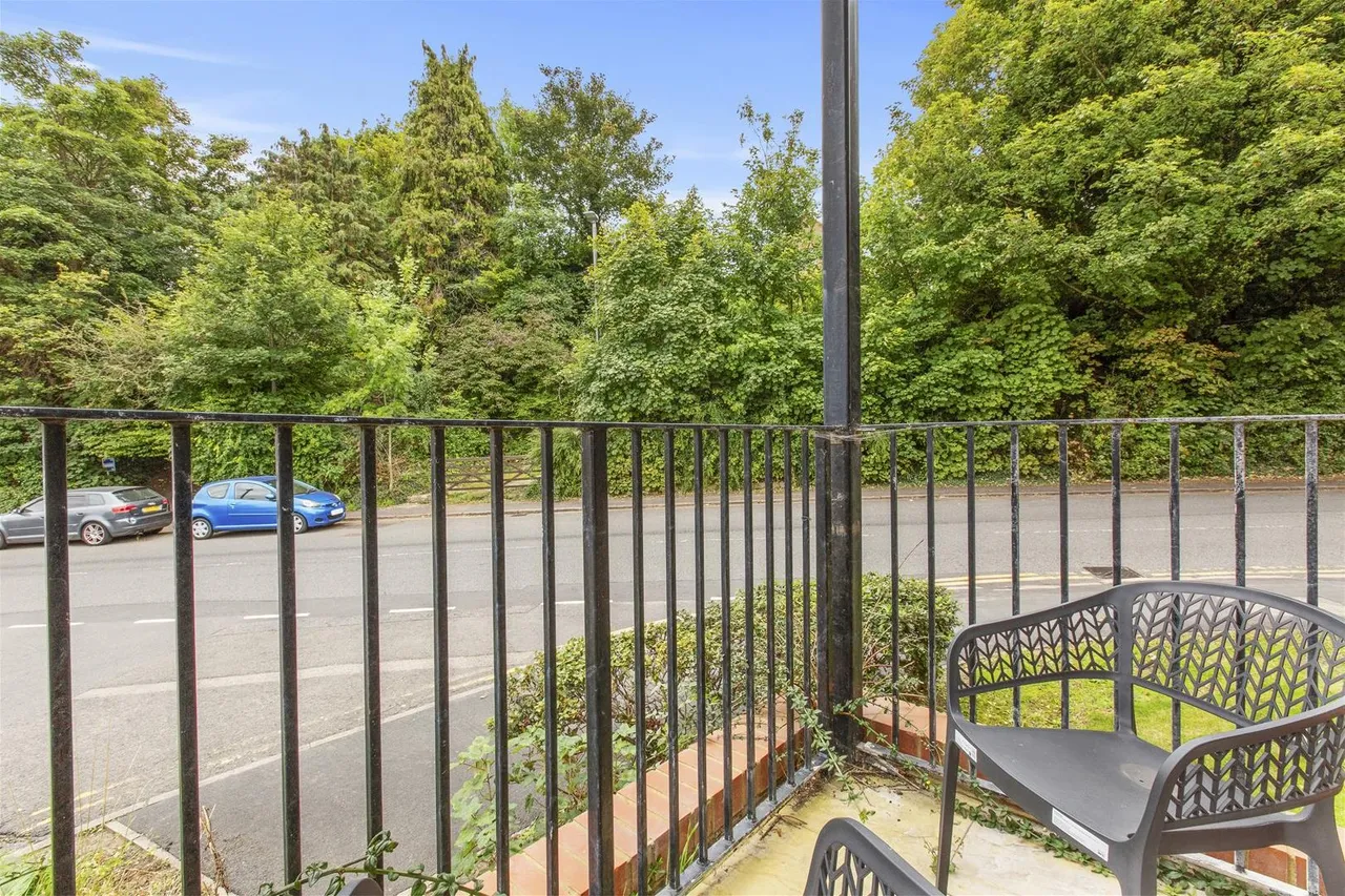 Dashwood Avenue, High Wycombe, HP12, photo 4