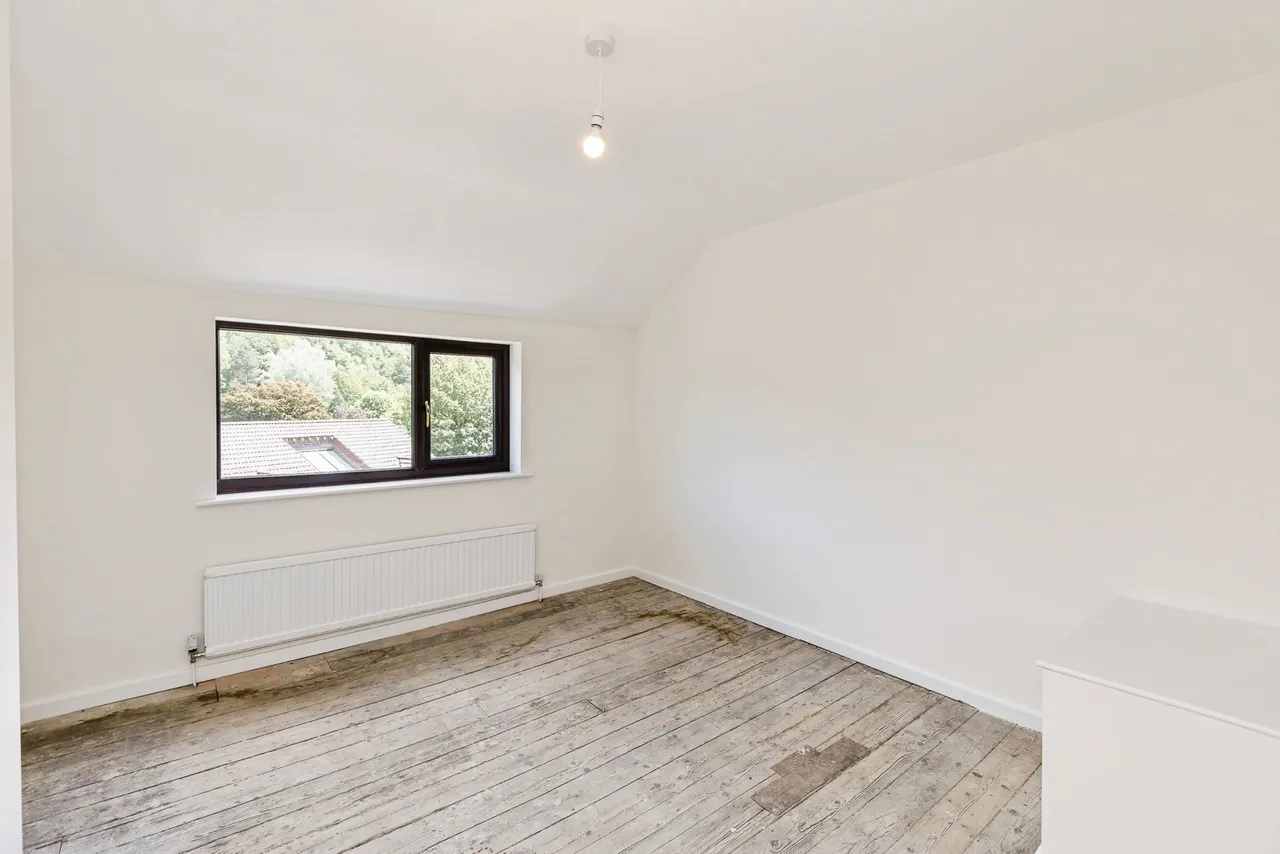 Carden Road, Moss, LL11, photo 9