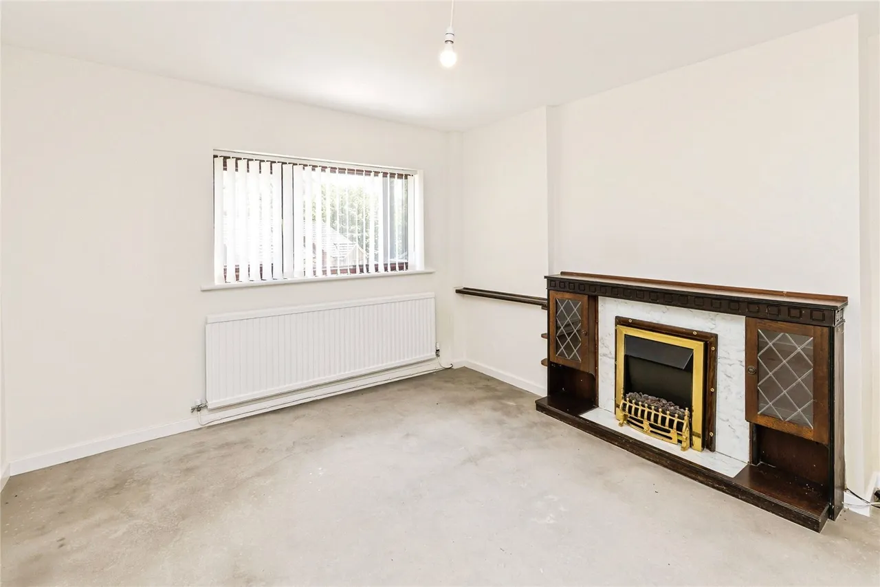Carden Road, Moss, LL11, photo 5